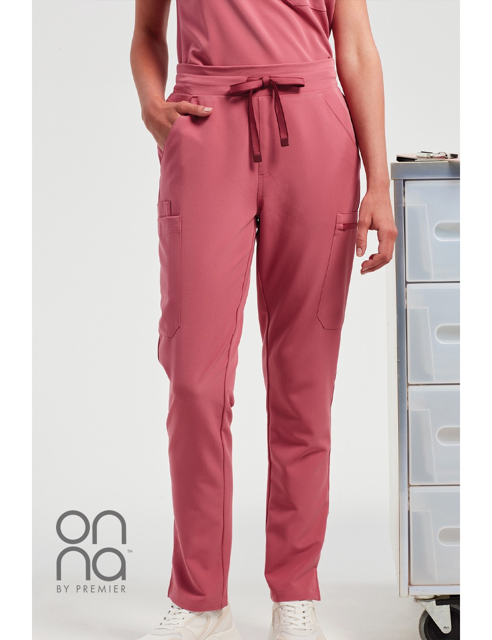 ΠΑΝΤΕΛΟΝΙ ΝΟΣΗΛΕΥΤΙΚΗΣ ΓΥΝΑΙΚΕΙΟ ΕΛΑΣΤΙΚΟ CARGO NN600 'RELENTLESS' 